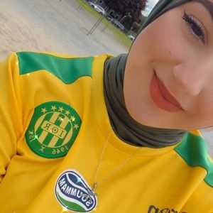 Meet your Posher, Thiriza